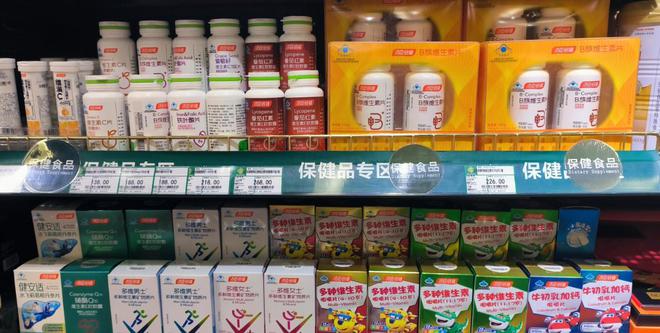 厕糖浆布满霉斑央视起底曝光很多人天天喝ag真人平台第一游戏太恶心！原料挨旱(图5)